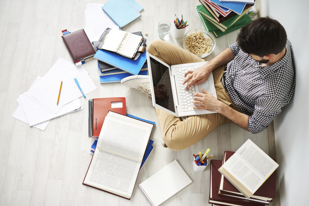 Term Papers Writing Guide: Things You Have To Avoid